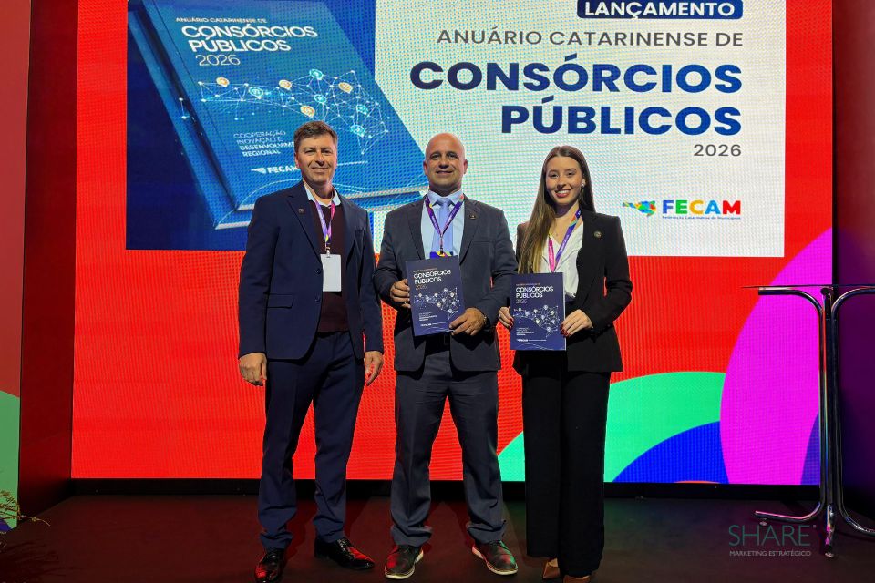 FECAM lança o 1º Anuário Catarinense dos Consórcios Públicos 2026 durante o Summit Cidades